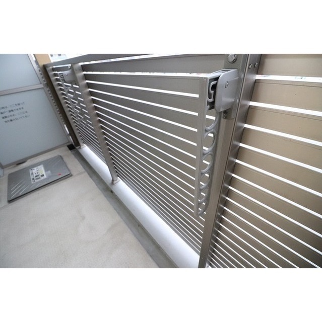 21/26 エントランス