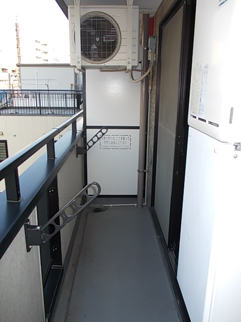 16/25 バルコニー