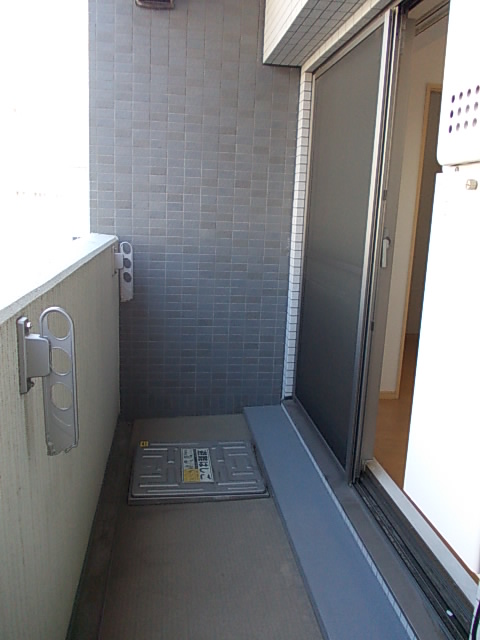 16/25 バルコニー