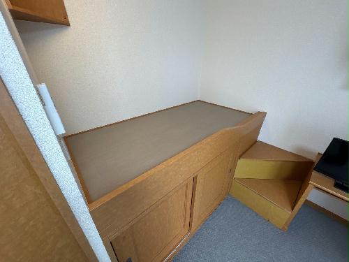 13/14 エントランス