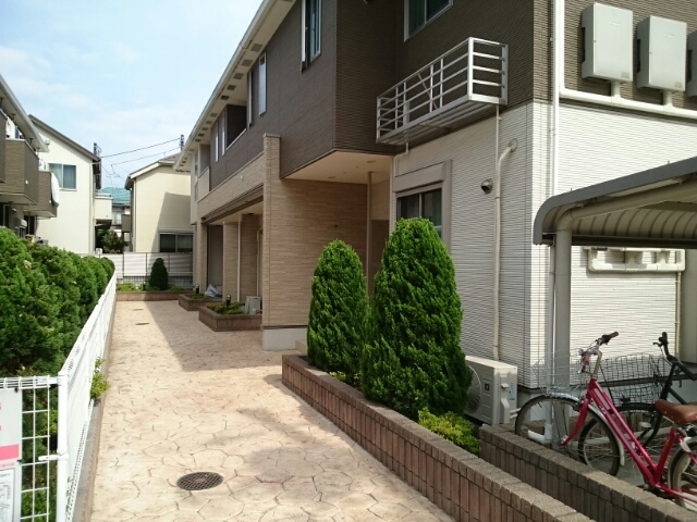 14/23 エントランス