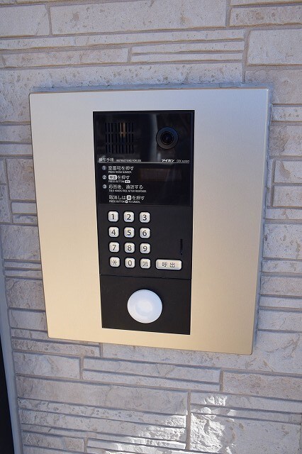 14/20 エントランス