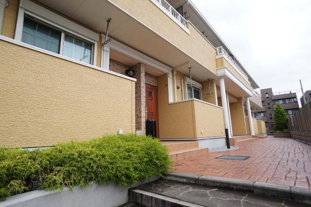 17/25 エントランス