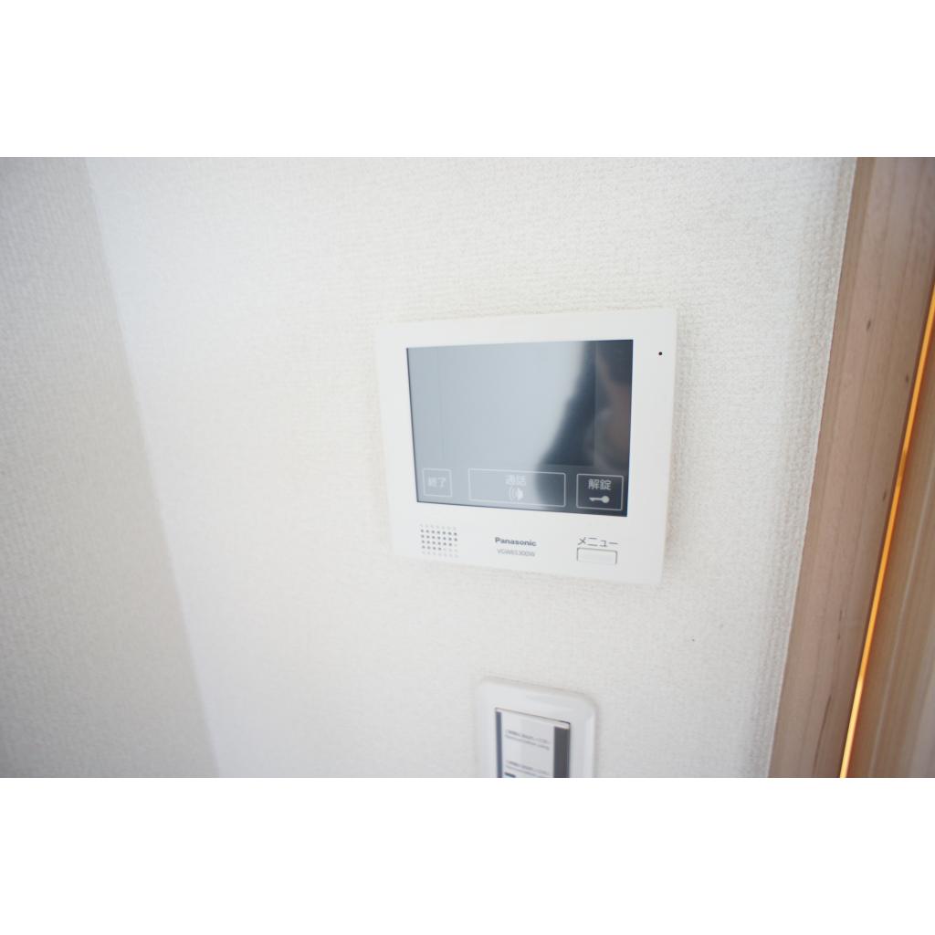 2/2 エントランス