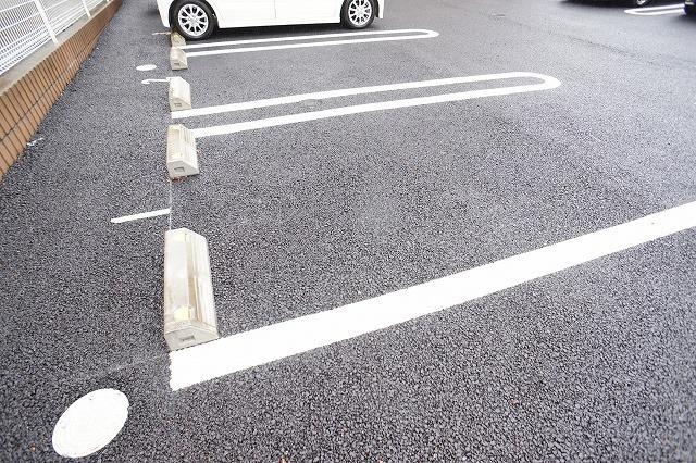 14/22 駐車場