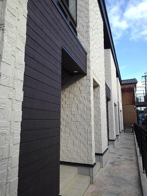 21/30 エントランス