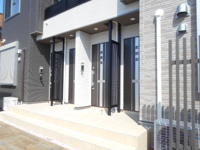 13/20 エントランス