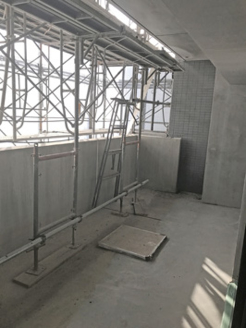 14/23 バルコニー