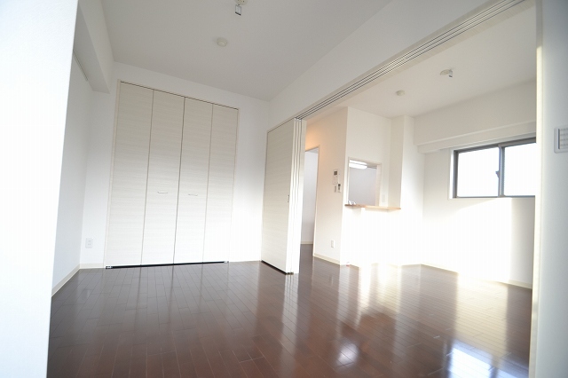 13/30 リビング/ダイニング