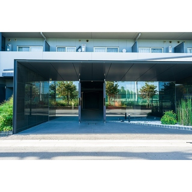 14/20 エントランス