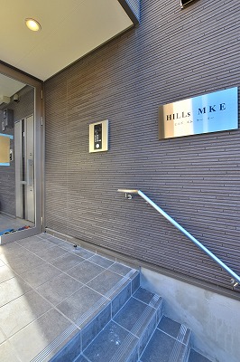 14/20 エントランス