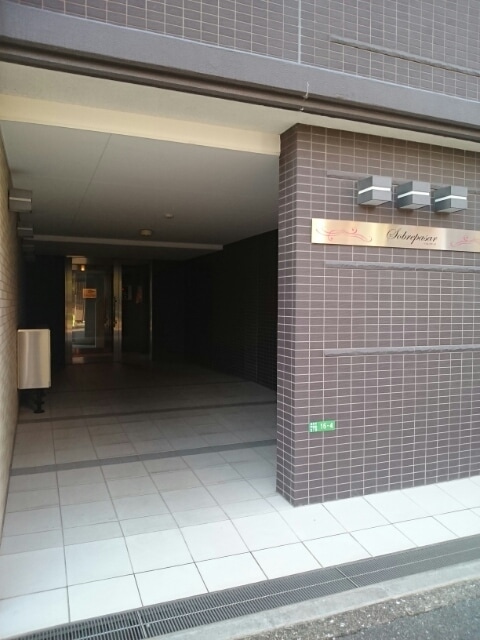 14/21 エントランス