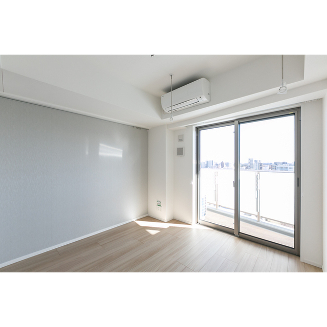 18/23 エントランス