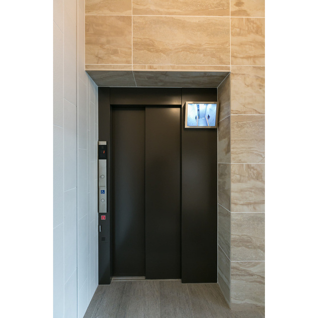 15/18 エントランス