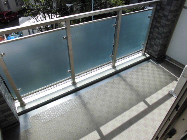 17/27 バルコニー