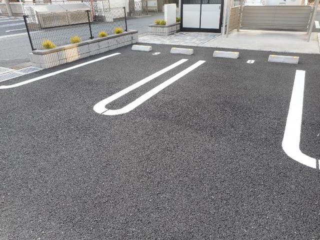 14/20 駐車場