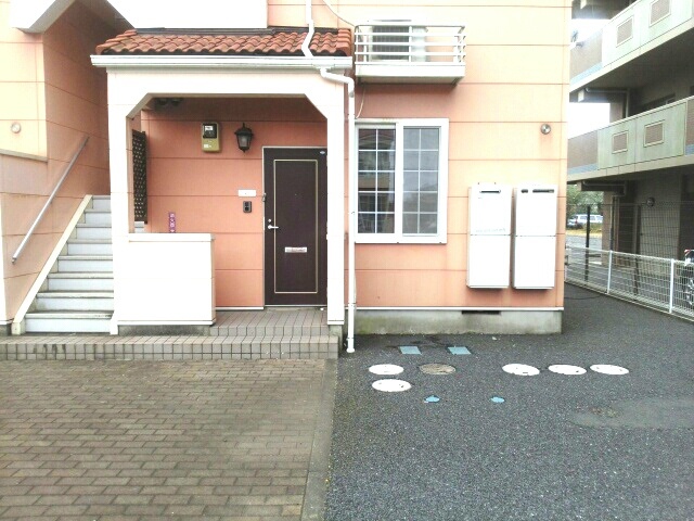 14/20 エントランス