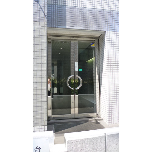 21/25 エントランス