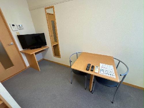 14/17 エントランス