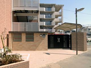 2/5 エントランス