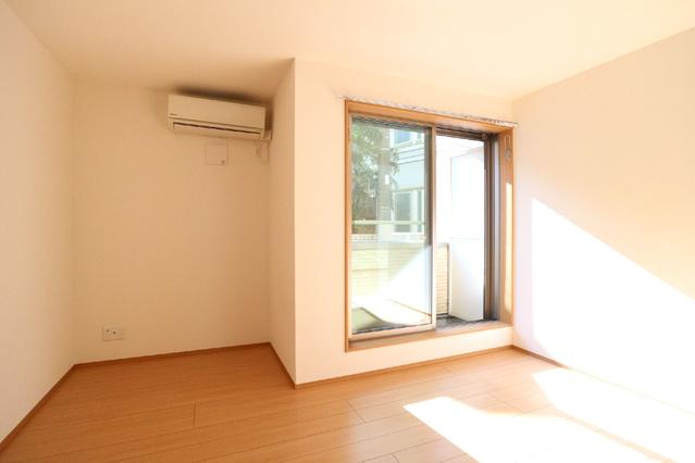 14/30 リビング/ダイニング