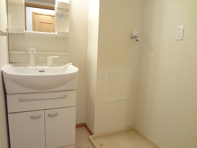 23/30 エントランス