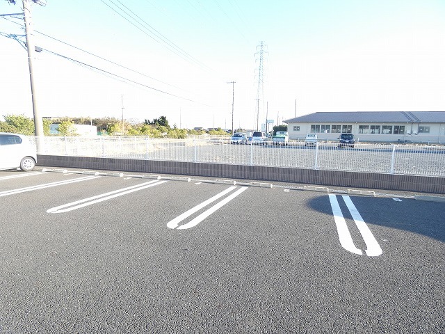 14/20 駐車場