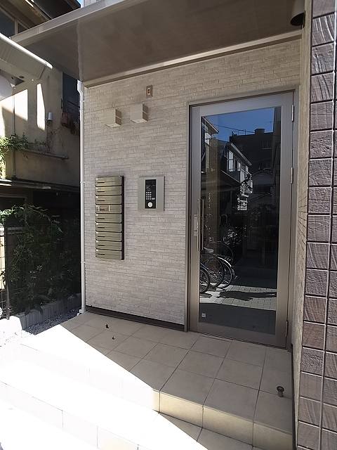 2/8 エントランス