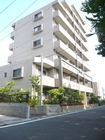 2/8 外観