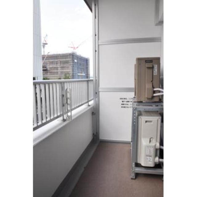 18/23 バルコニー