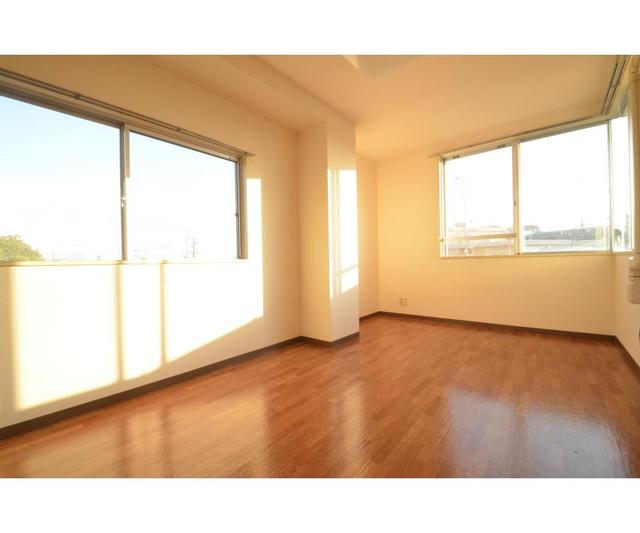 13/29 リビング/ダイニング