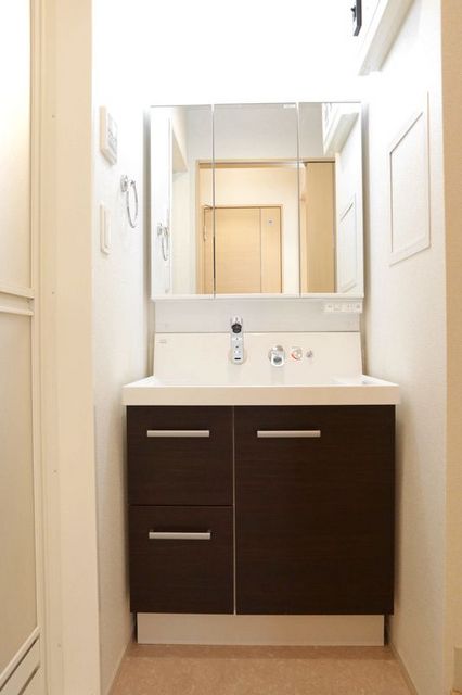 14/20 エントランス