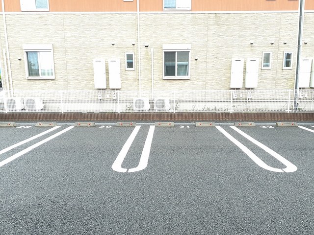 14/20 駐車場