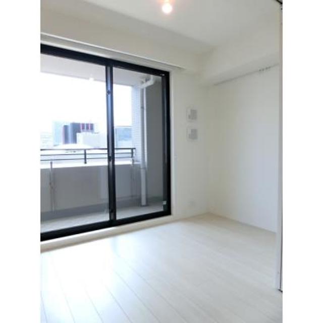 14/30 室内