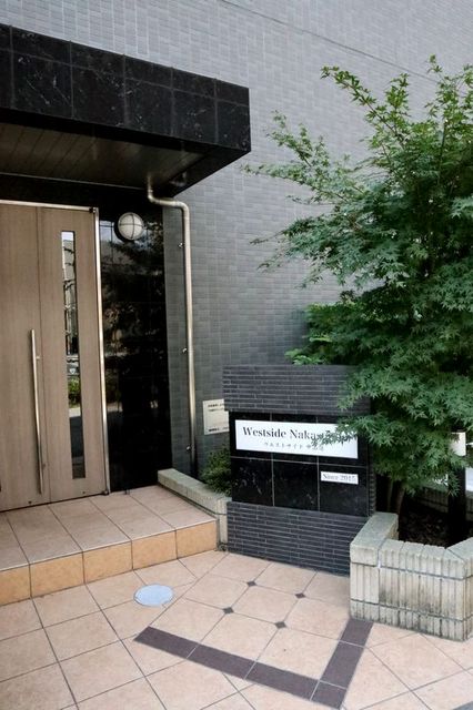 14/22 エントランス