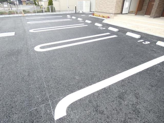 14/20 駐車場