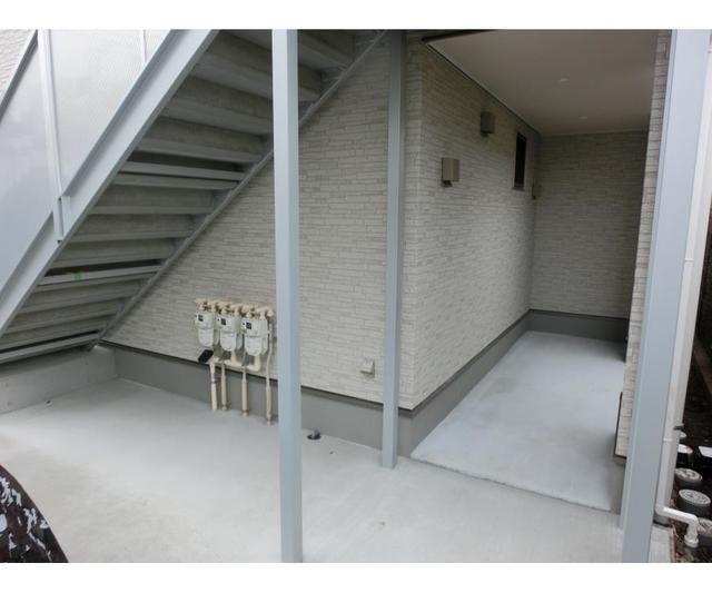 17/17 エントランス