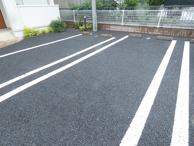22/30 駐車場