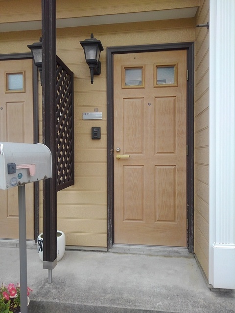 17/23 エントランス