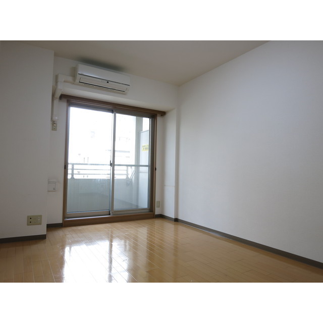 13/15 エントランス