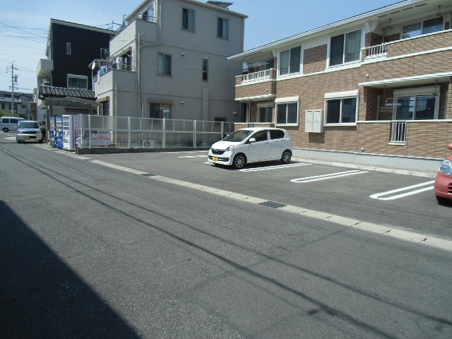 21/29 駐車場