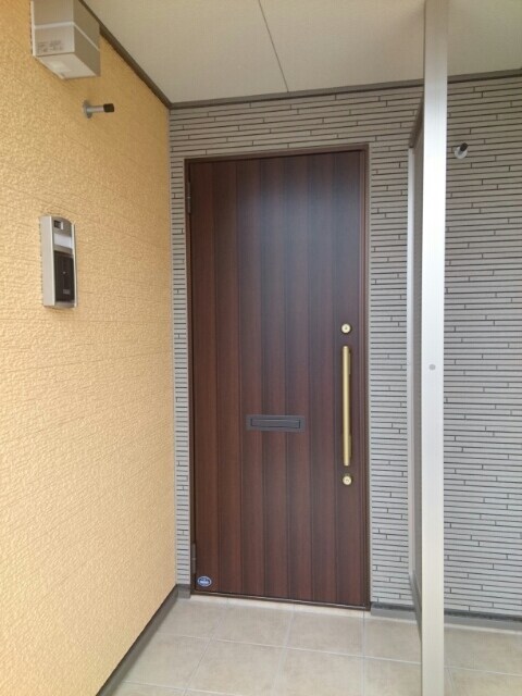 14/20 エントランス