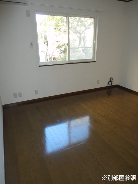 13/29 リビング/ダイニング