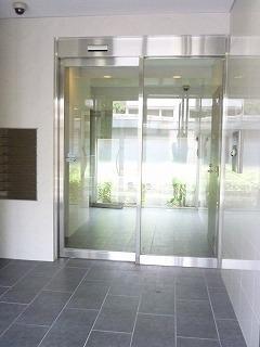 14/20 エントランス