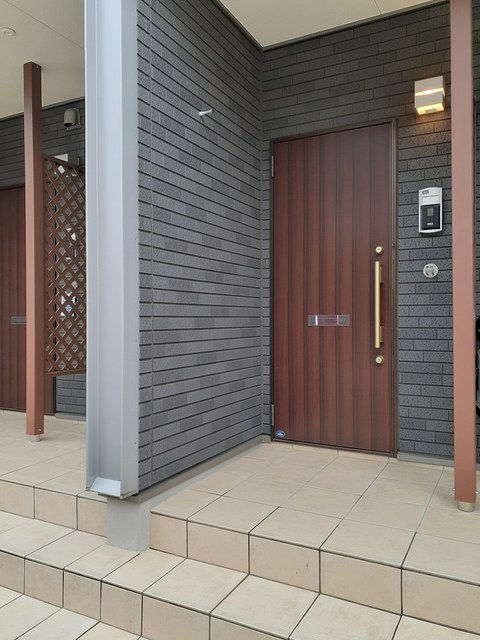 14/20 エントランス