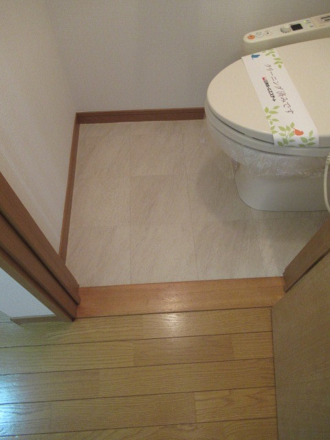 28/29 トイレ