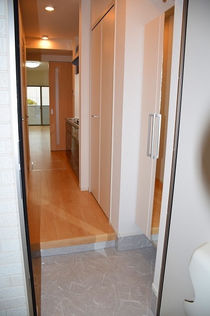 17/25 エントランス