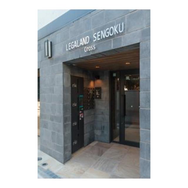 2/2 エントランス