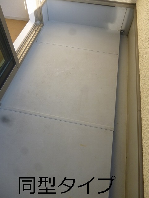 13/25 バルコニー