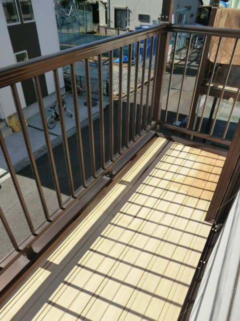 18/23 バルコニー